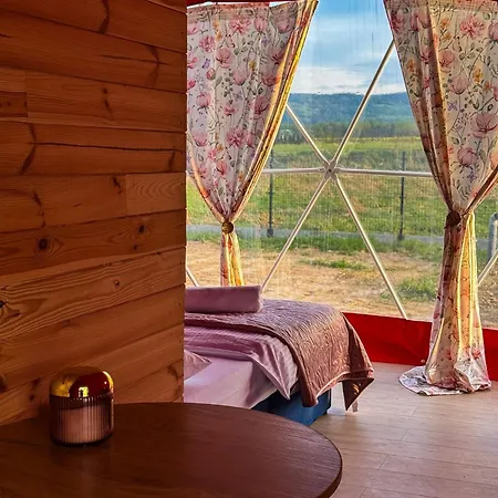 Glamping Izerska Bajka Οργανωμένο κάμπινγκ